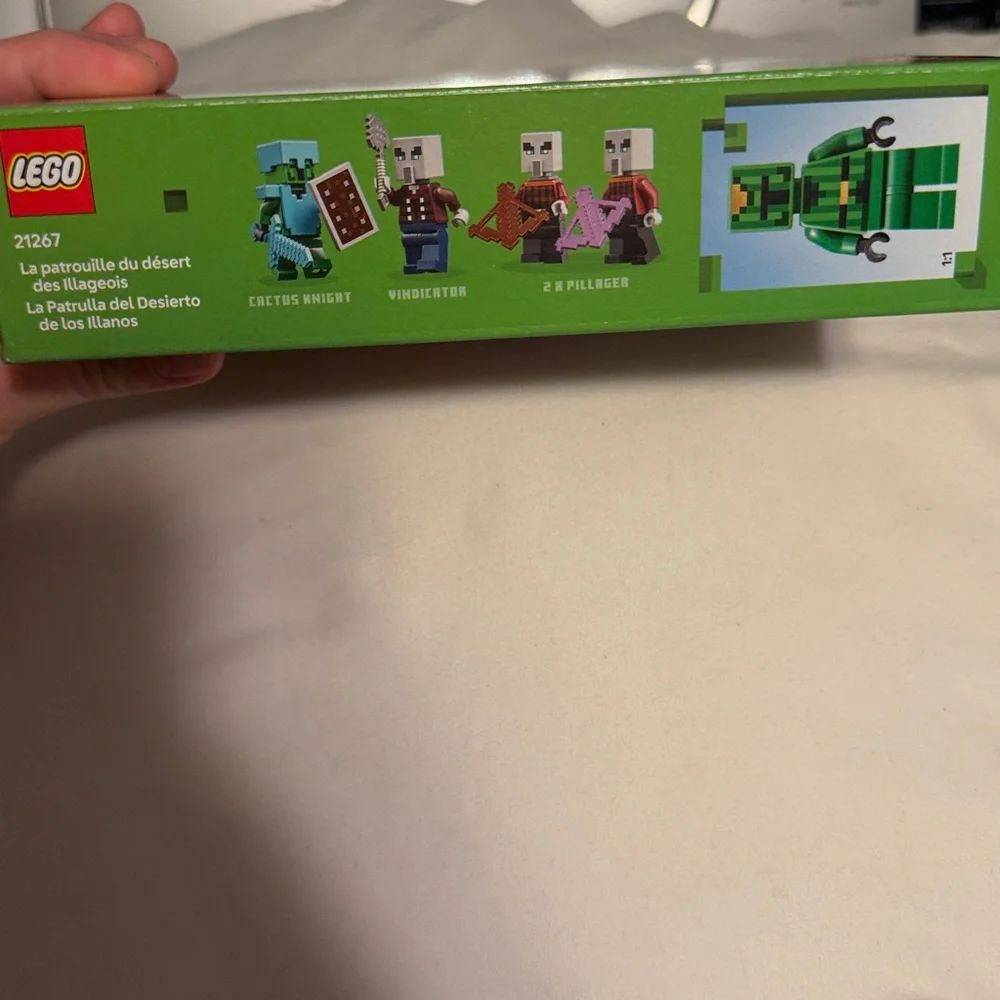 LEGO Minecraft Illager Desert Adventure Set - Green, Orange, Blue